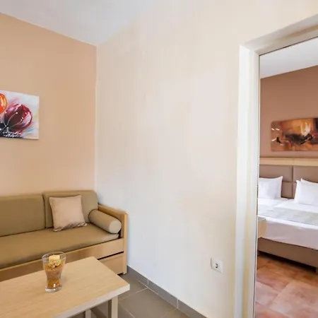 Aphrodite Luxury & * קרפאטוס