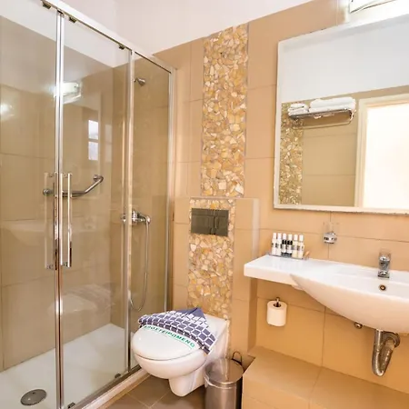 דירה Aphrodite Luxury & *