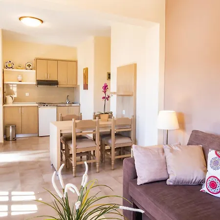 Aphrodite Luxury & * Karpathos Town (Pigadia)