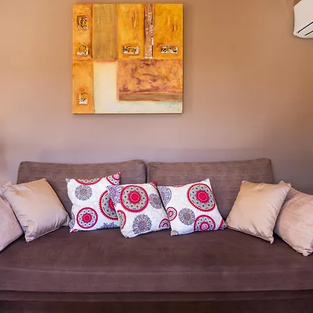 Aphrodite Luxury & Lägenhet *